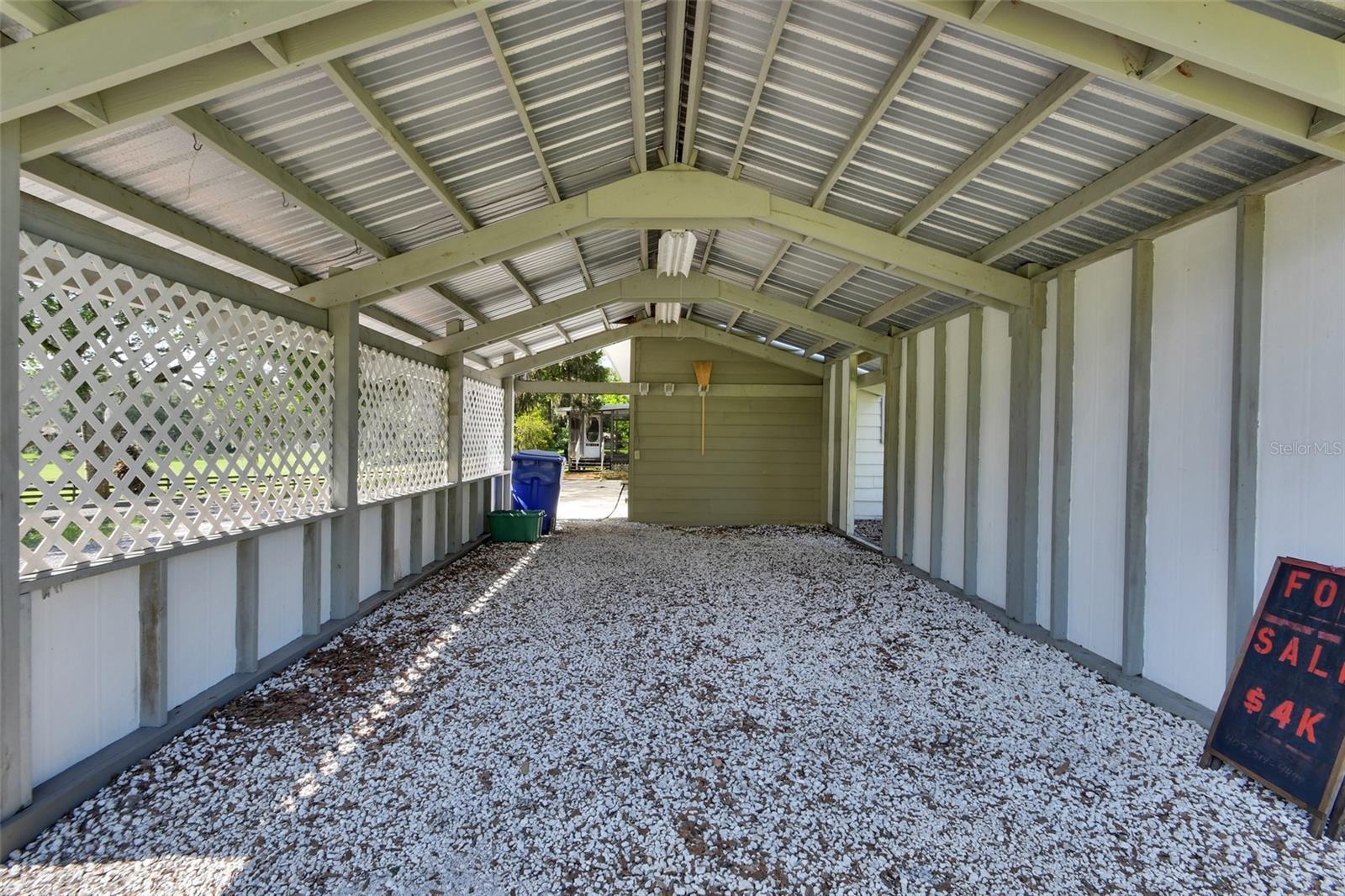 ACREAGE IN 8104 - Residential