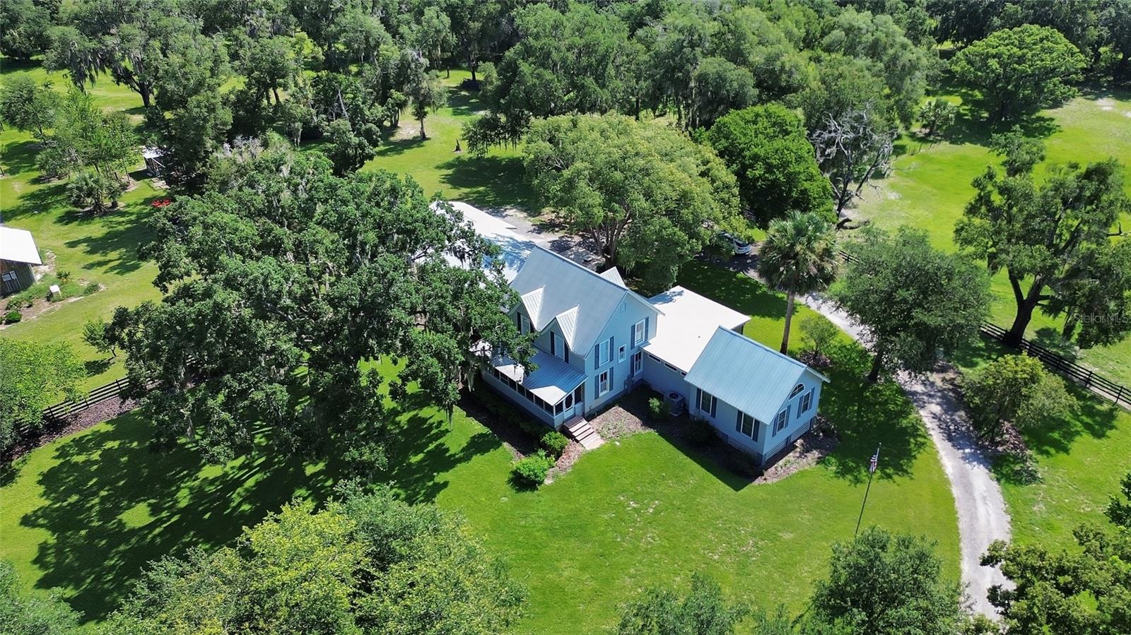 ACREAGE IN 8104 - Residential