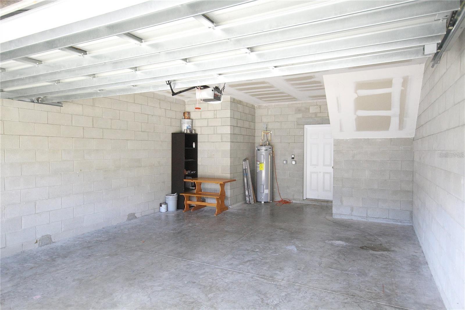 FISHHAWK RANCH PH 02 TR 12B - Residential