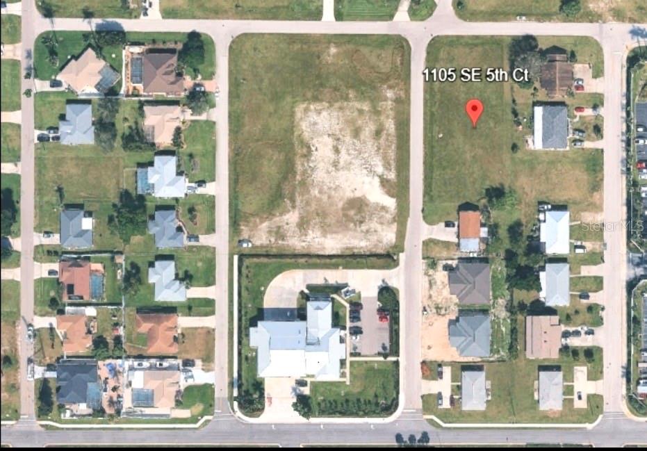 CAPE CORAL - Land