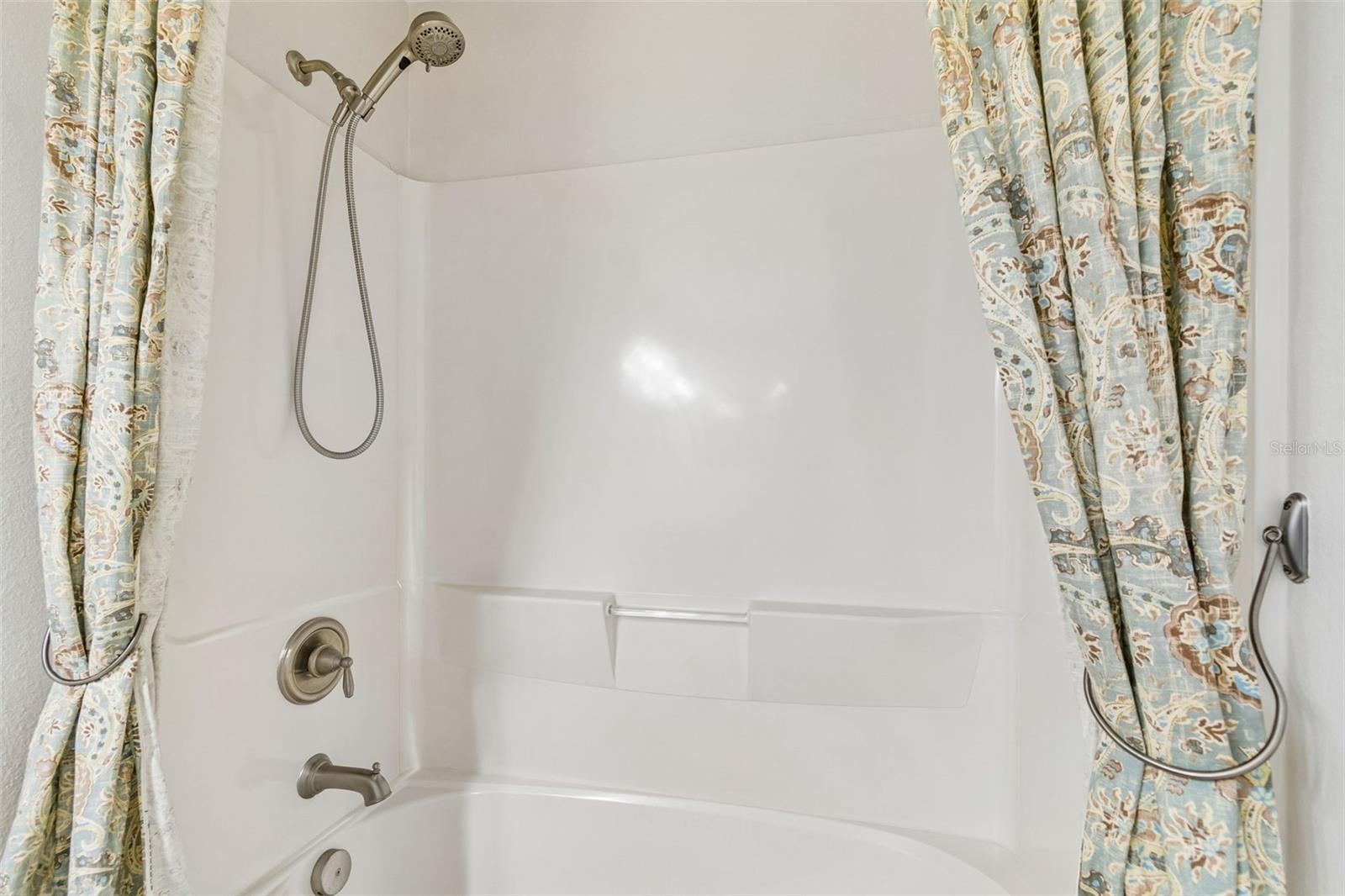 ASBEL ESTATES - Residential