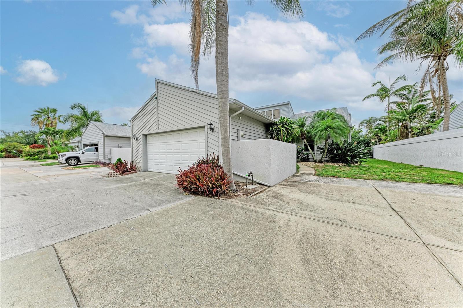 PATIO HOMES - Residential