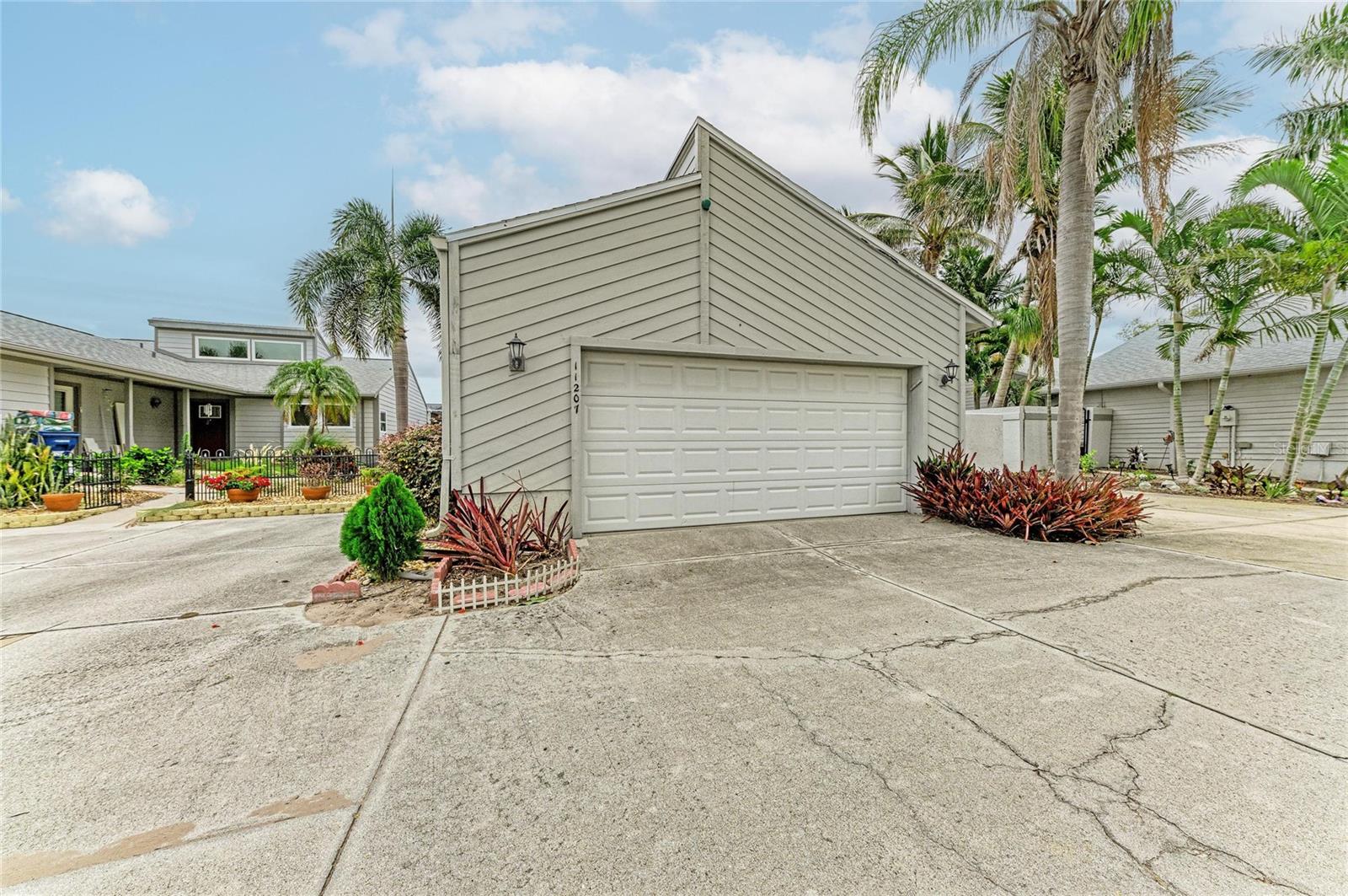 PATIO HOMES - Residential