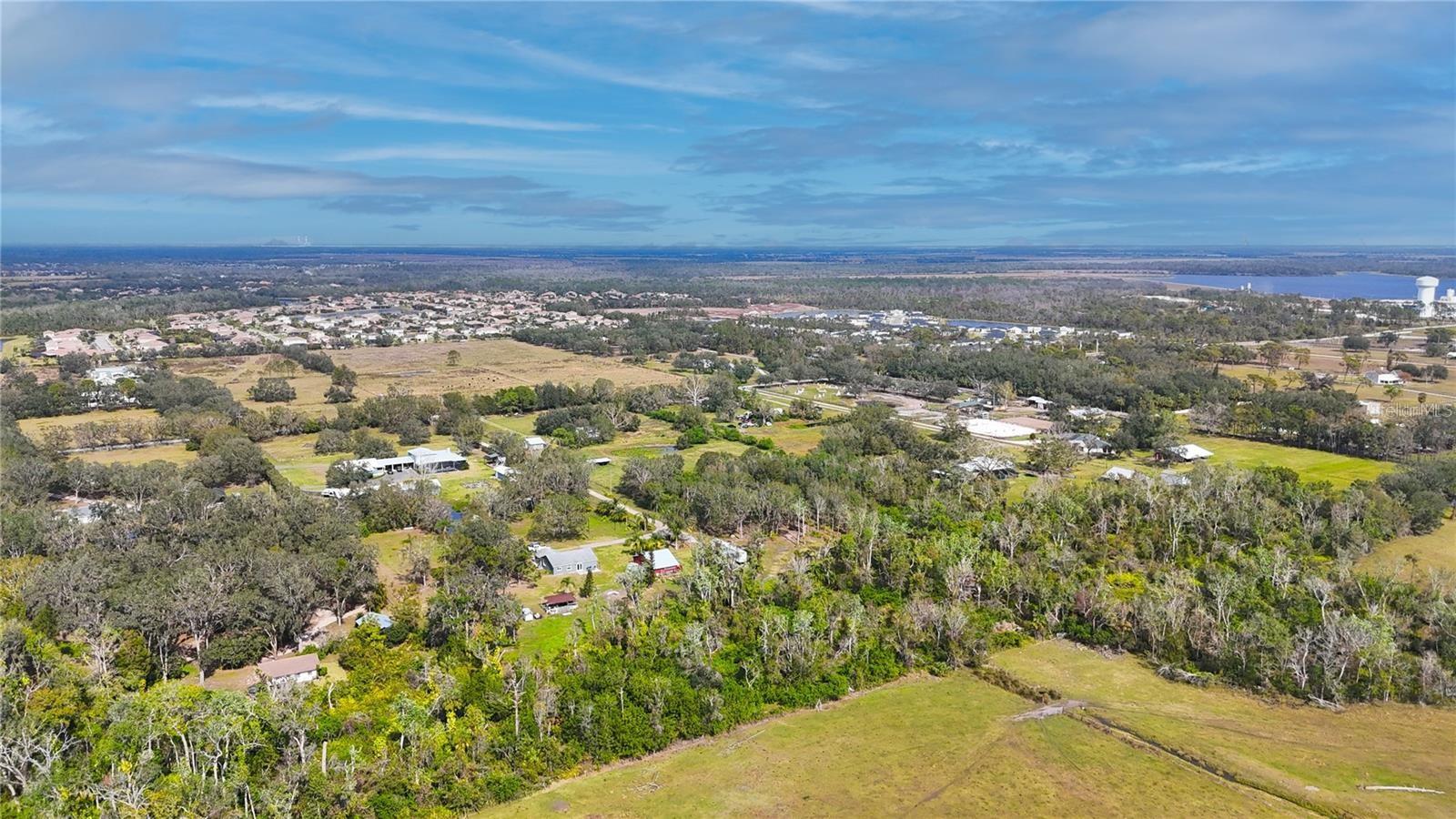 16678/16620 WATERLINE ROAD ACERAGE - Land