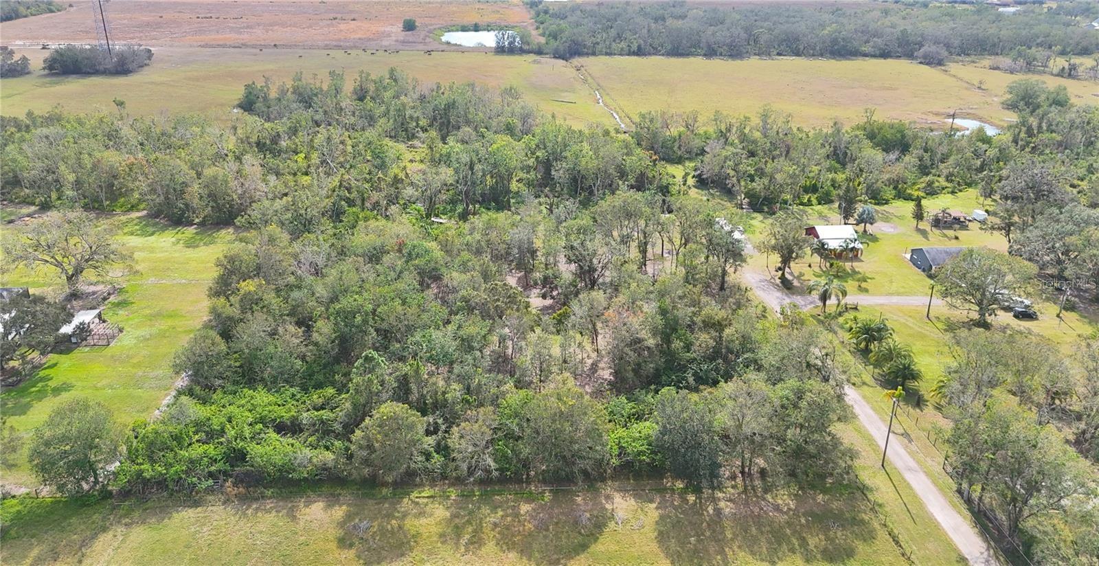 16678/16620 WATERLINE ROAD ACERAGE - Land