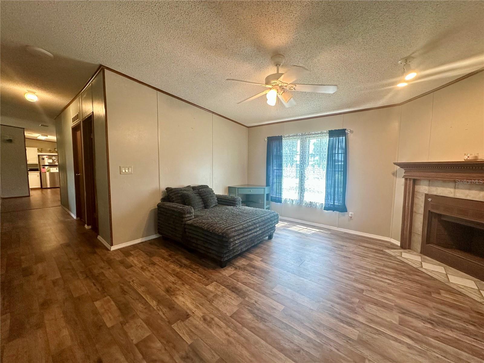 ROSSWELL ACRES - Residential