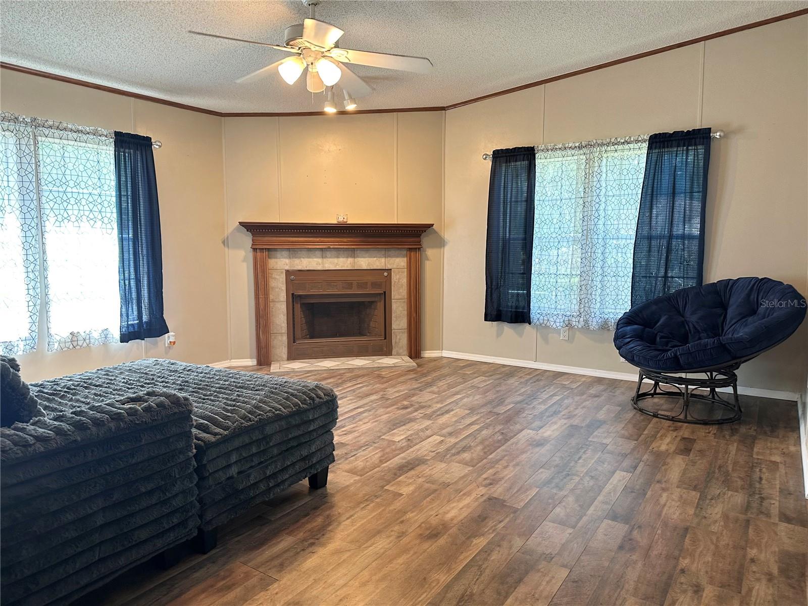 ROSSWELL ACRES - Residential