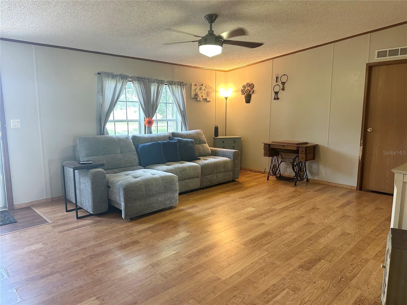 ROSSWELL ACRES - Residential