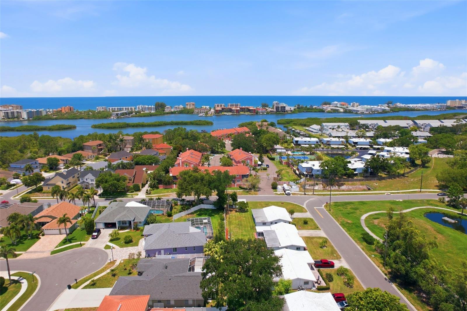 GLADES THE - Residential