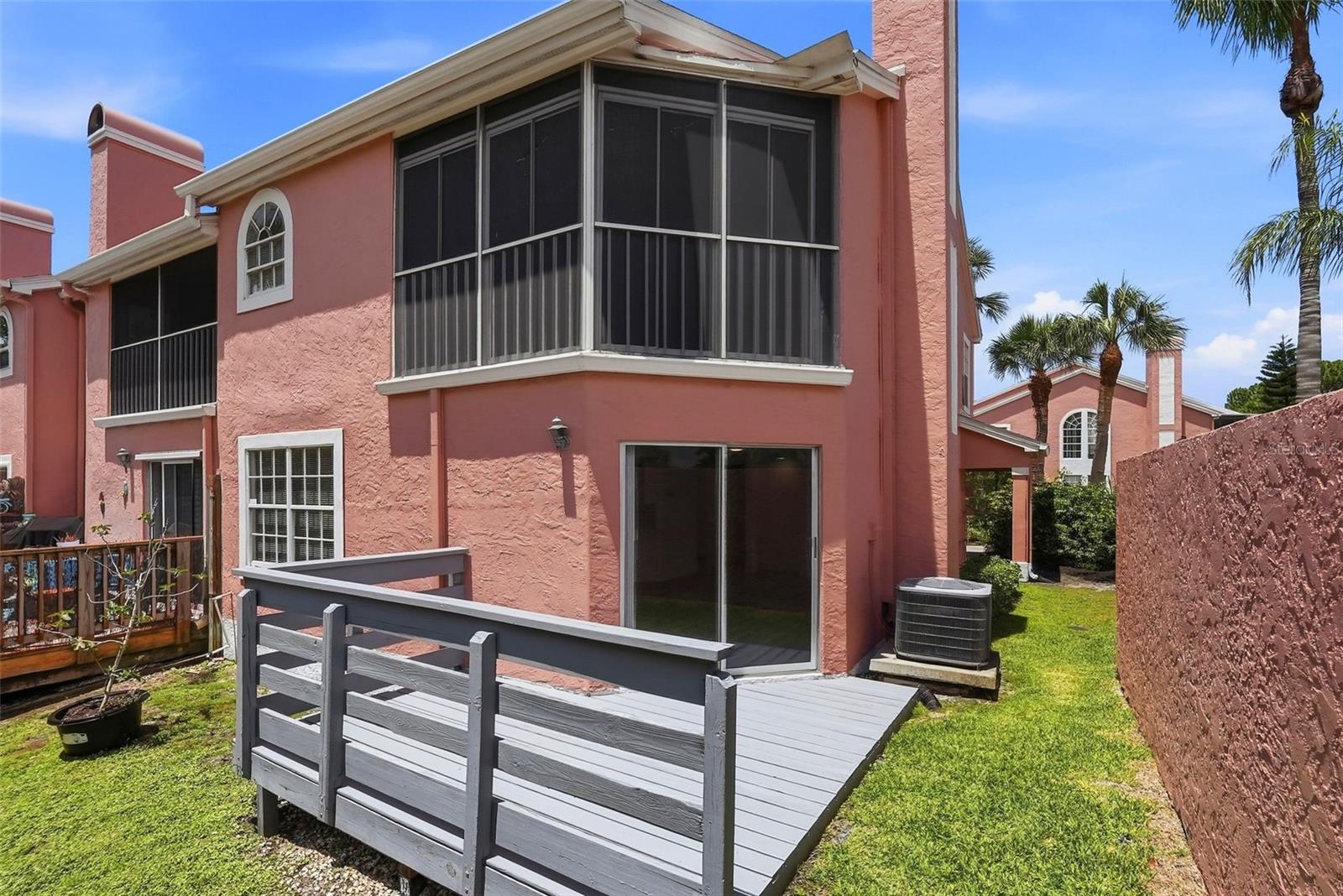 GLADES THE - Residential