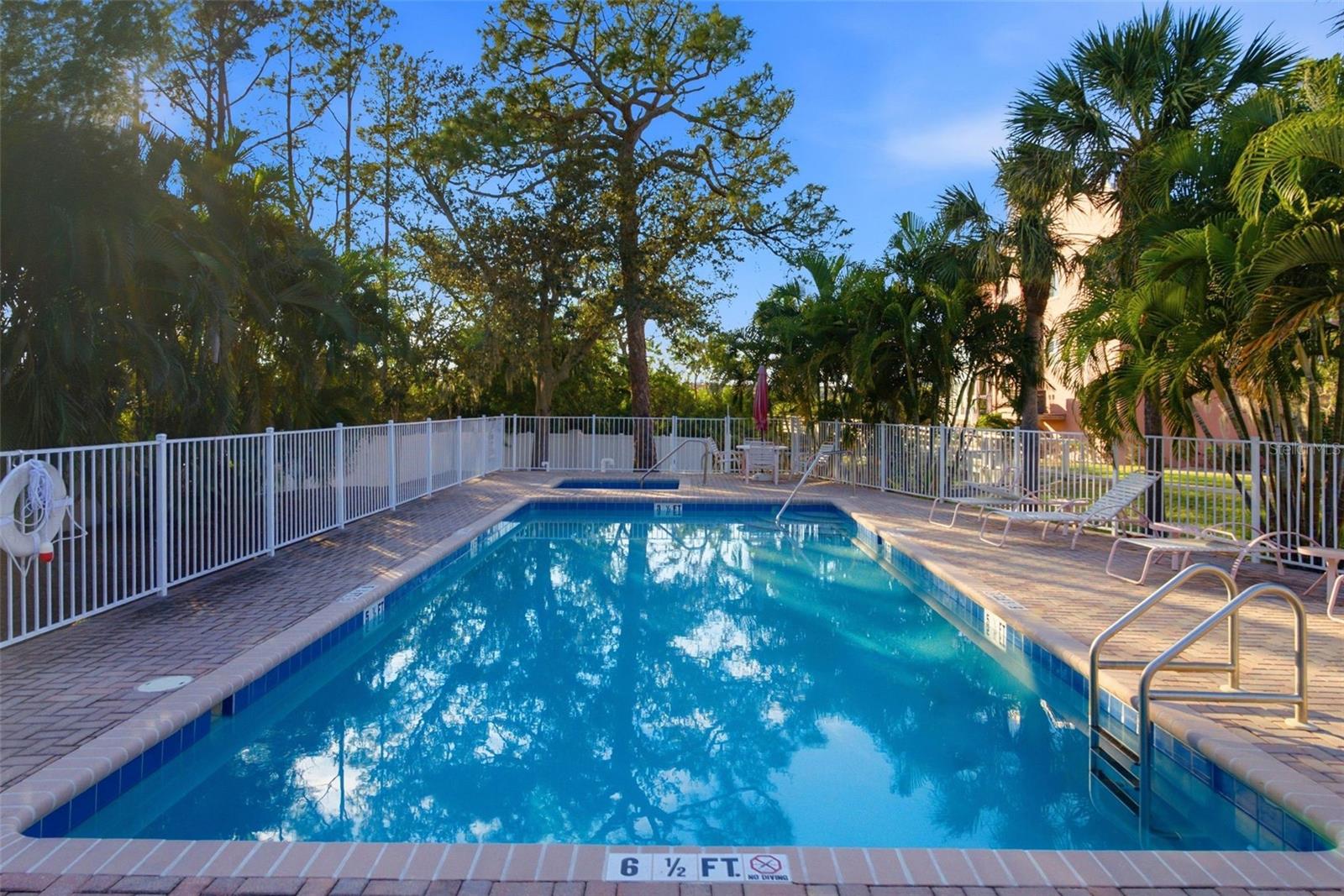 GLADES THE - Residential