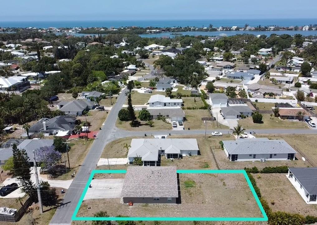 LAUREL VILLA - Residential Income