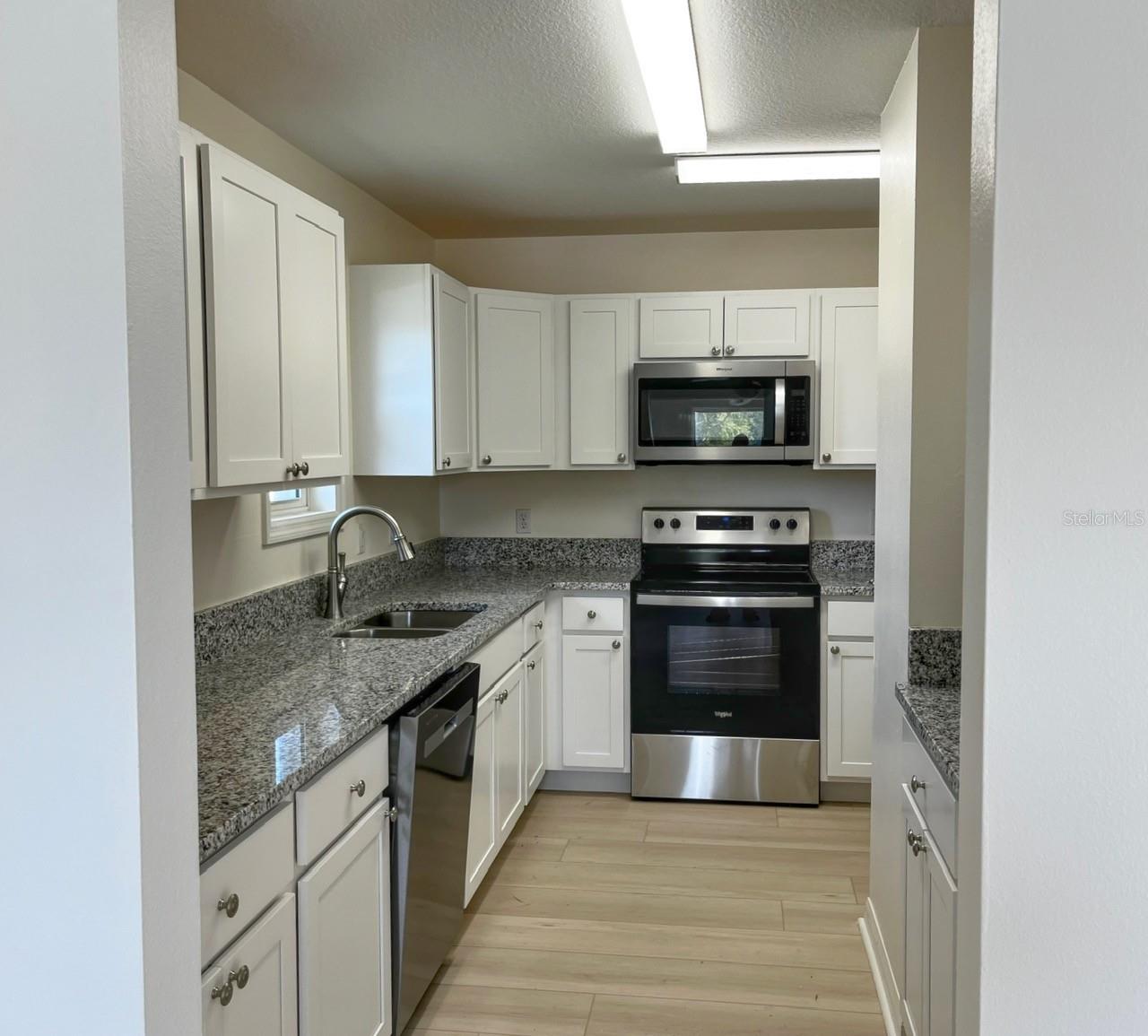 LAUREL VILLA - Residential Income