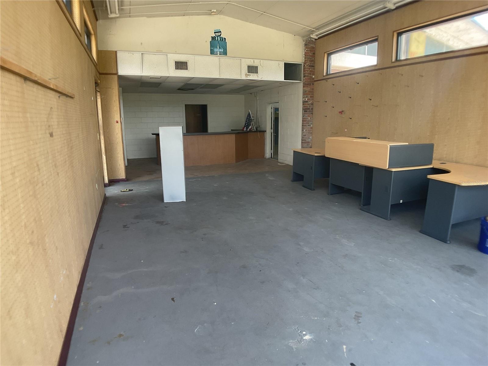 WRIGHT & GILCHRIST ADD - Commercial Sale