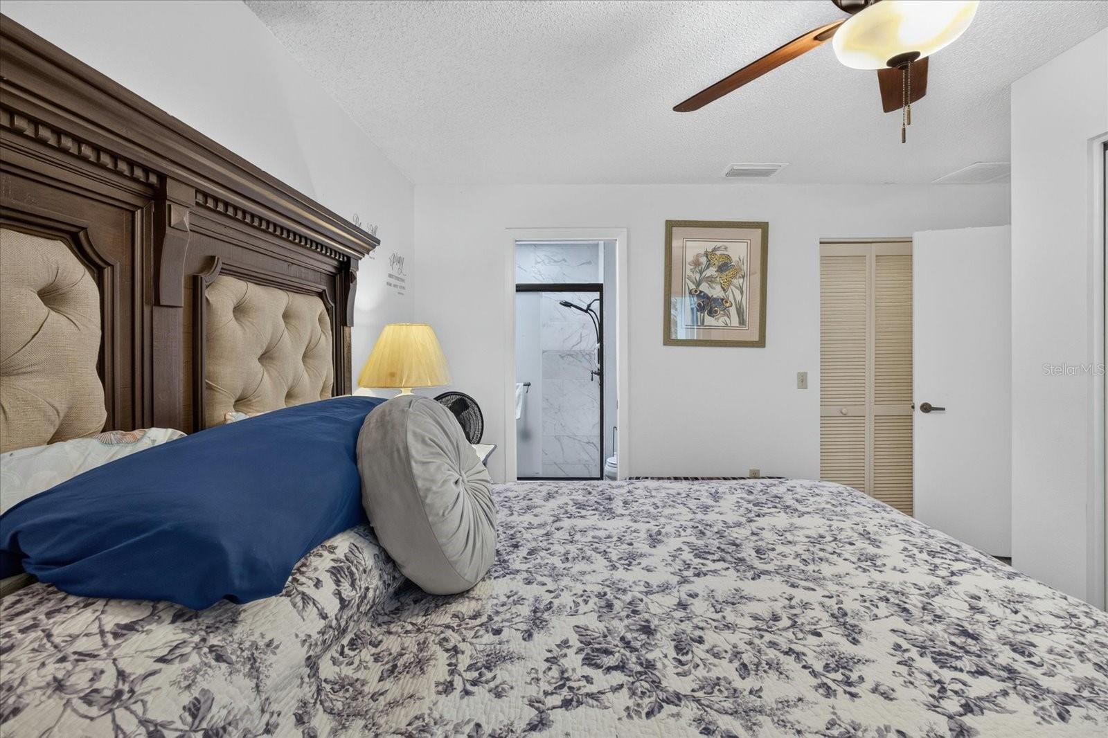 TIMBER OAKS - Residential