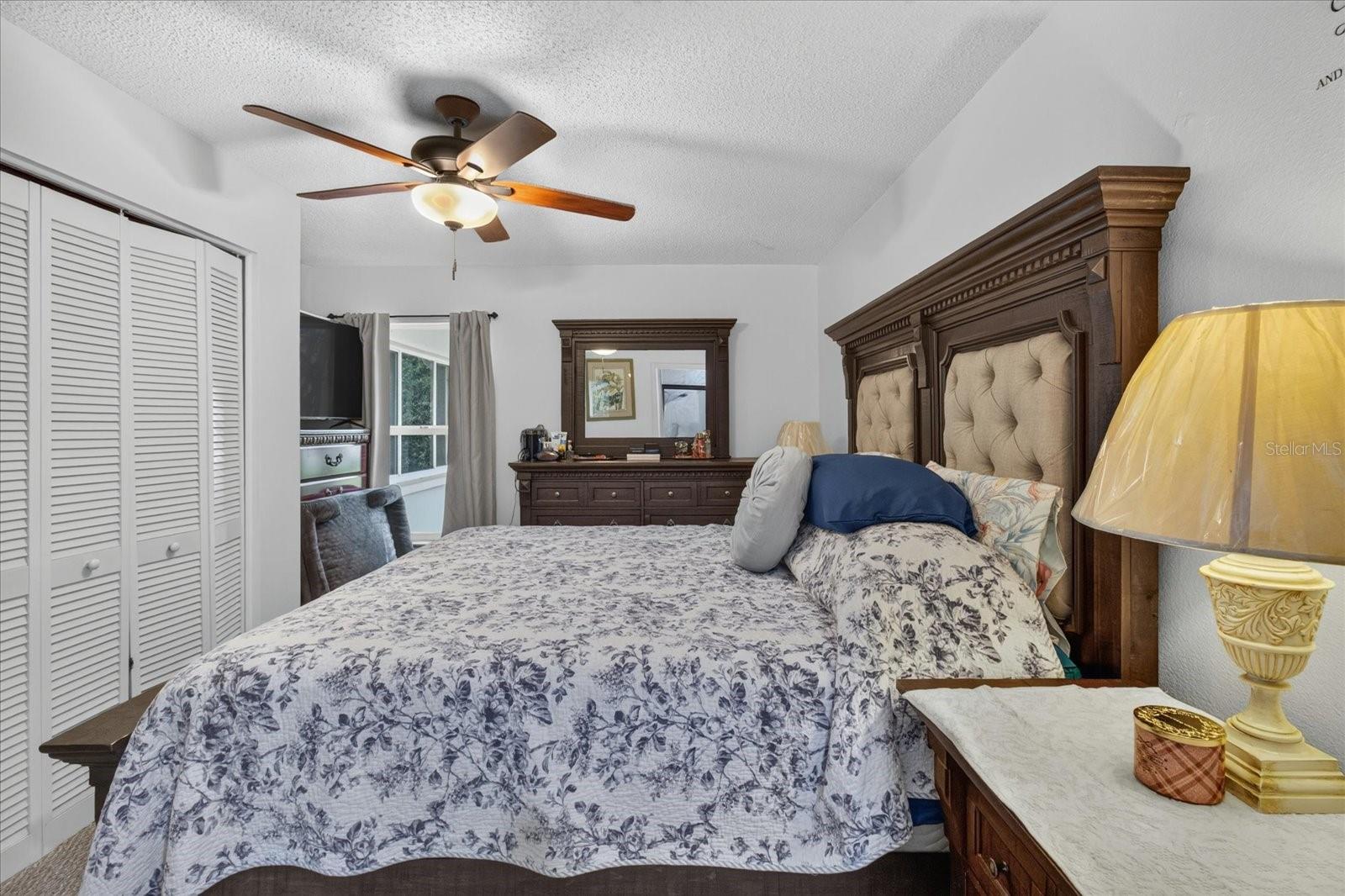 TIMBER OAKS - Residential