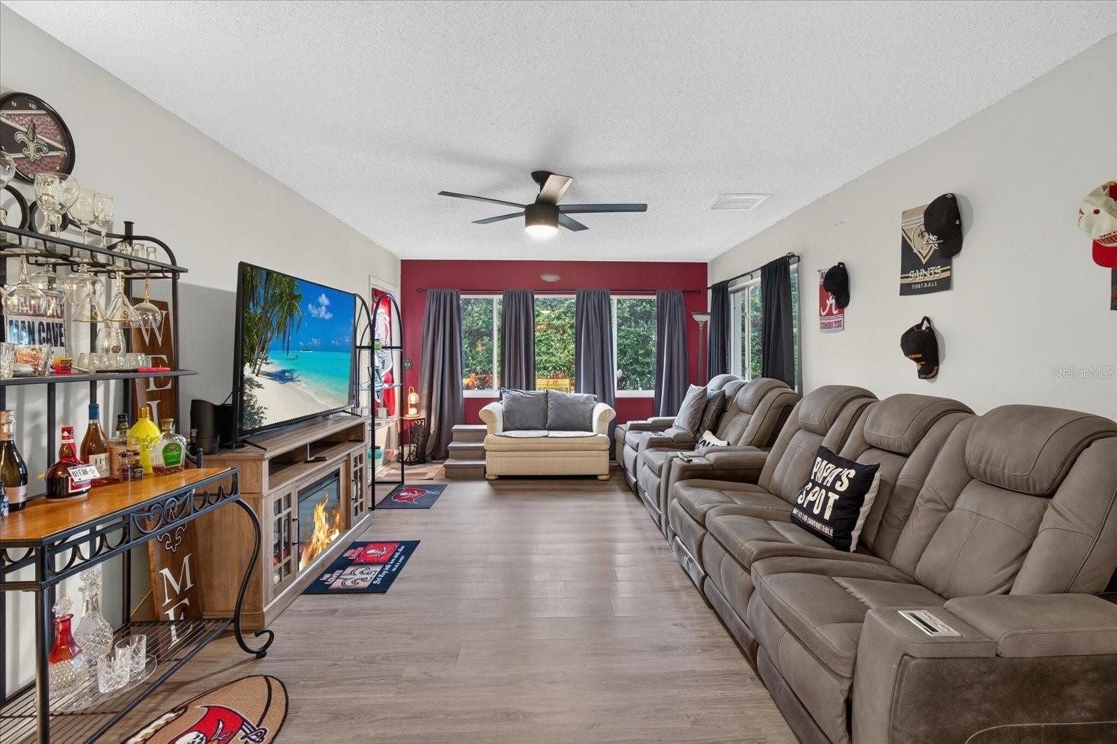 TIMBER OAKS - Residential
