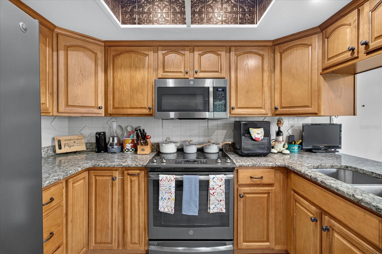 TIMBER OAKS - Residential