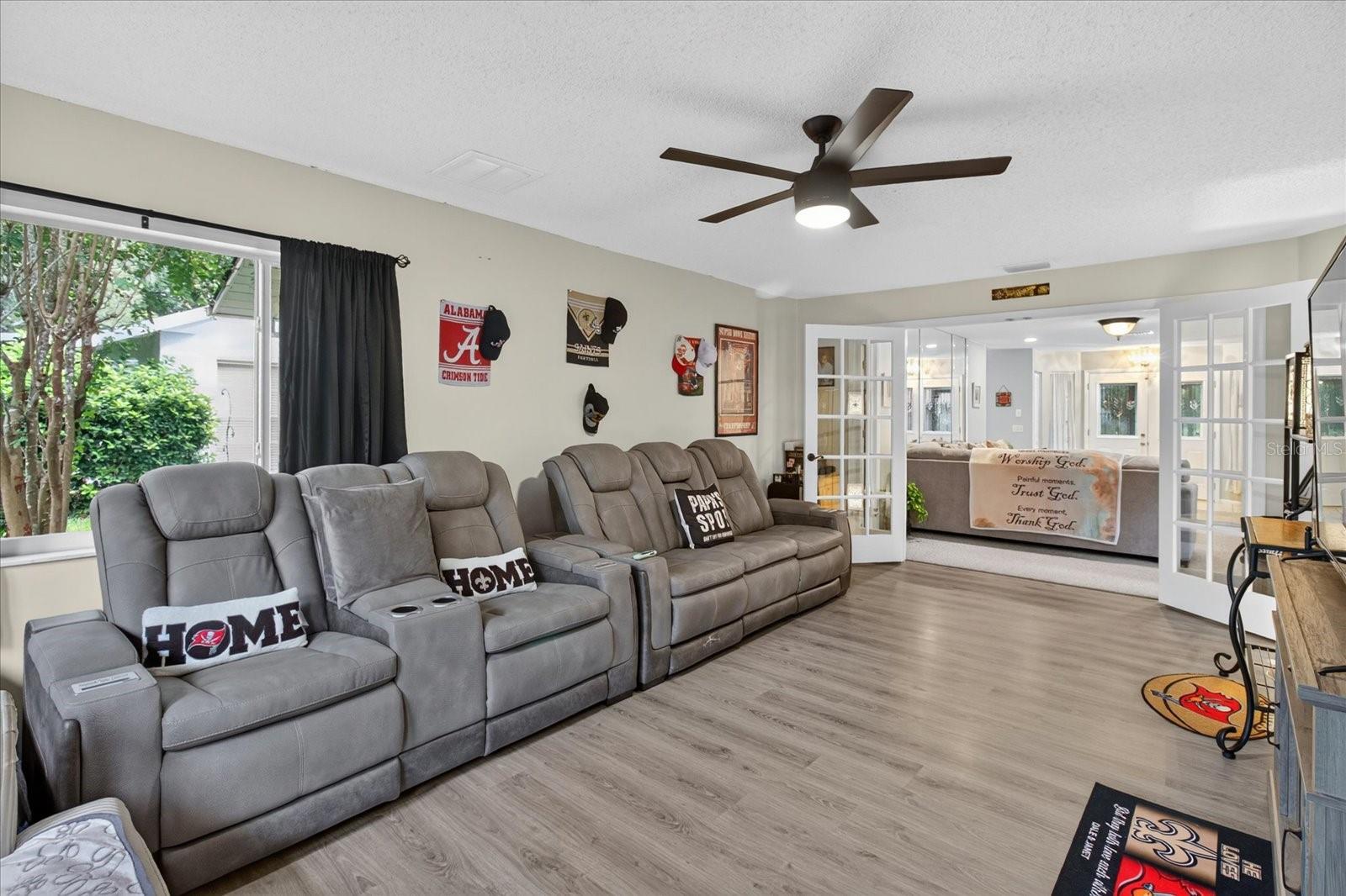 TIMBER OAKS - Residential