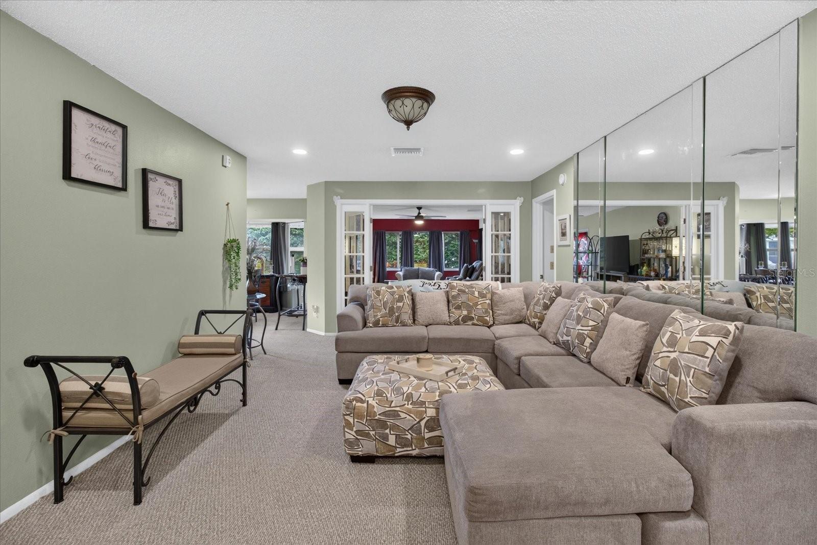 TIMBER OAKS - Residential