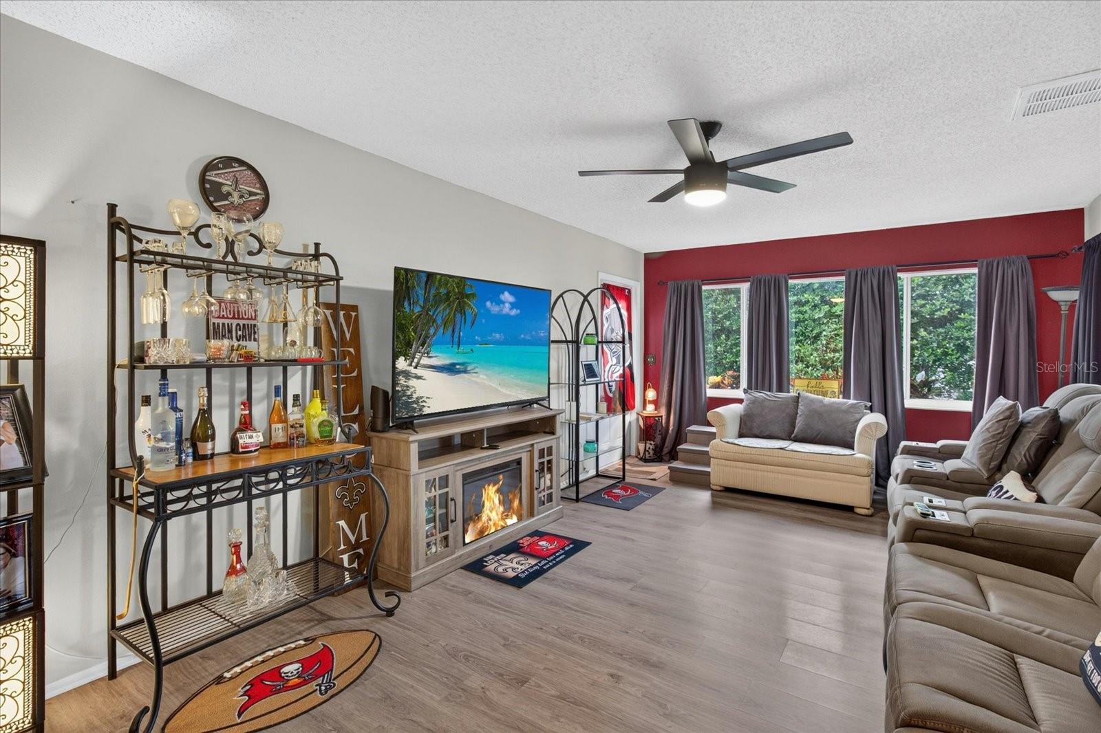 TIMBER OAKS - Residential