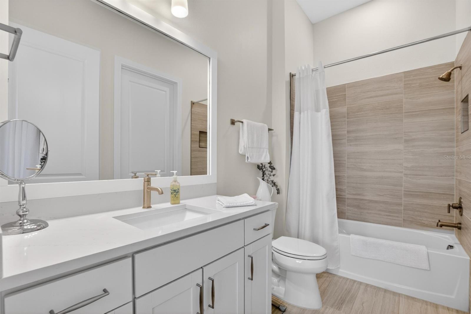 DEL WEBB AT BAYVIEW PH II SUBPH A & B - Residential