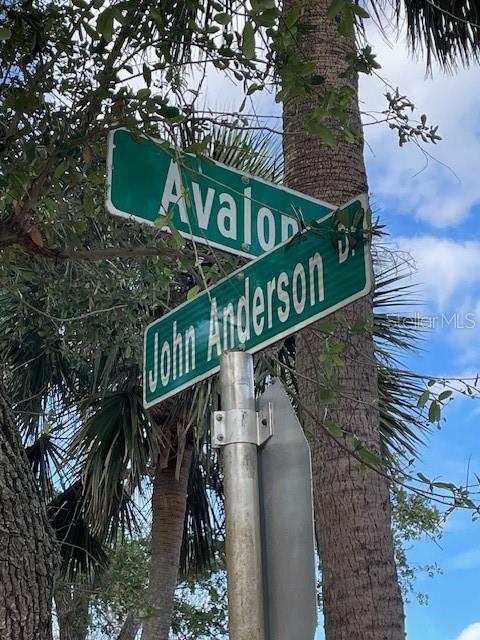 AVALON BY THE SEA - Land