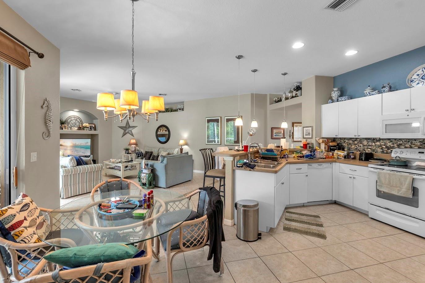 1526 - PORT CHARLOTTE SUB 08 - Residential