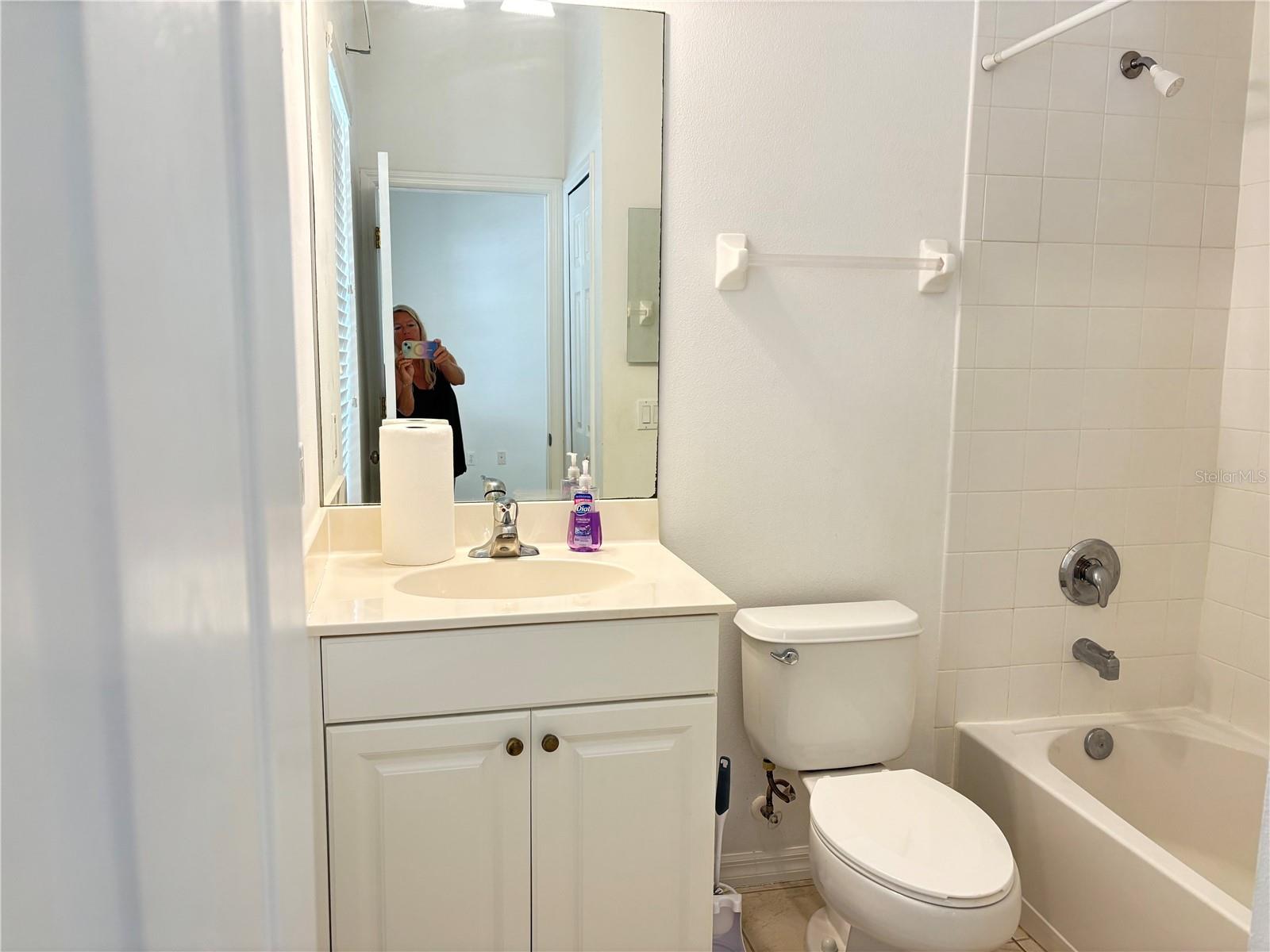 HARBORAGE ON BRADEN RIVER PH II - Residential Lease