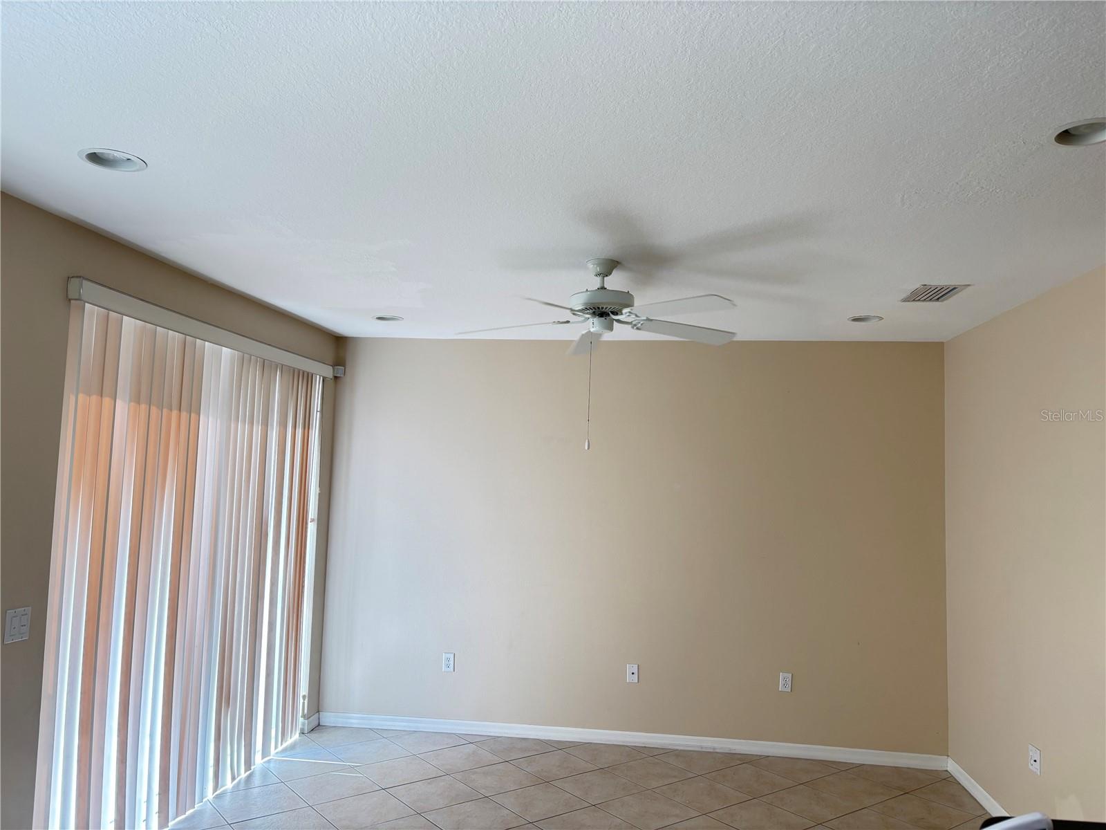 HARBORAGE ON BRADEN RIVER PH II - Residential Lease