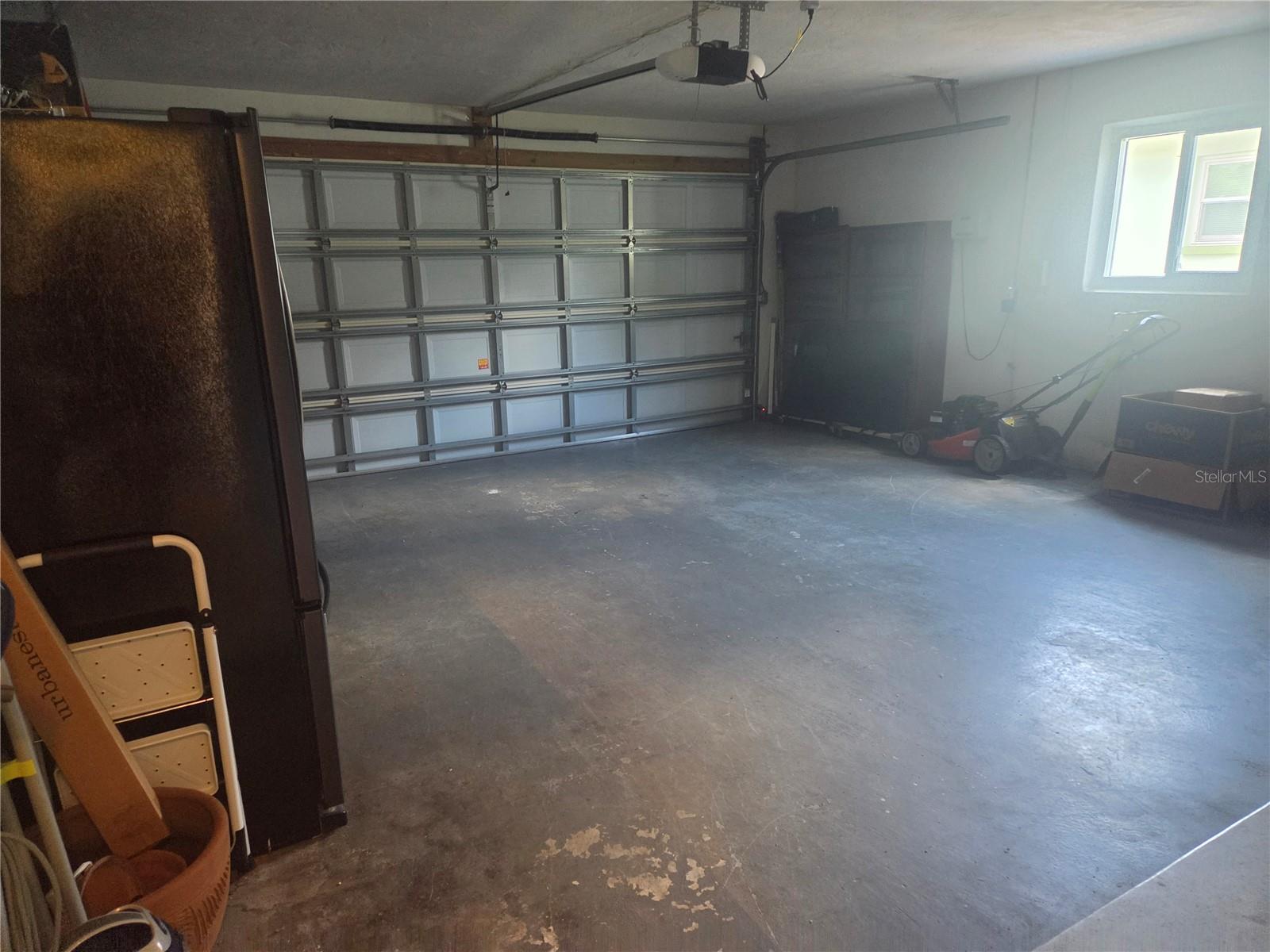 HILLSIDE PARK SUB - Residential Lease