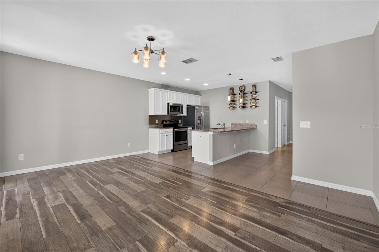 TUSCANY PLACE PH 1 - Residential