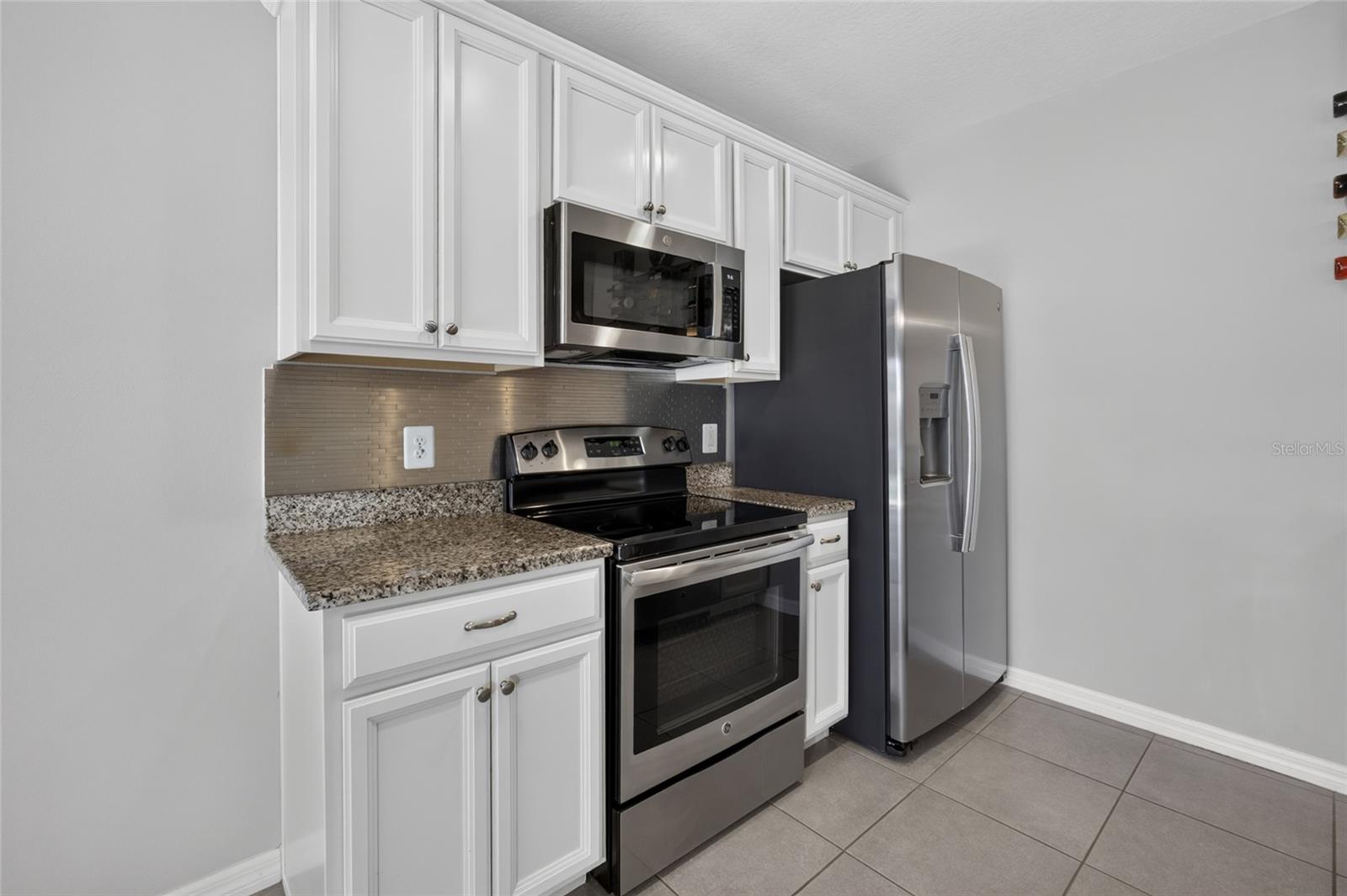 TUSCANY PLACE PH 1 - Residential