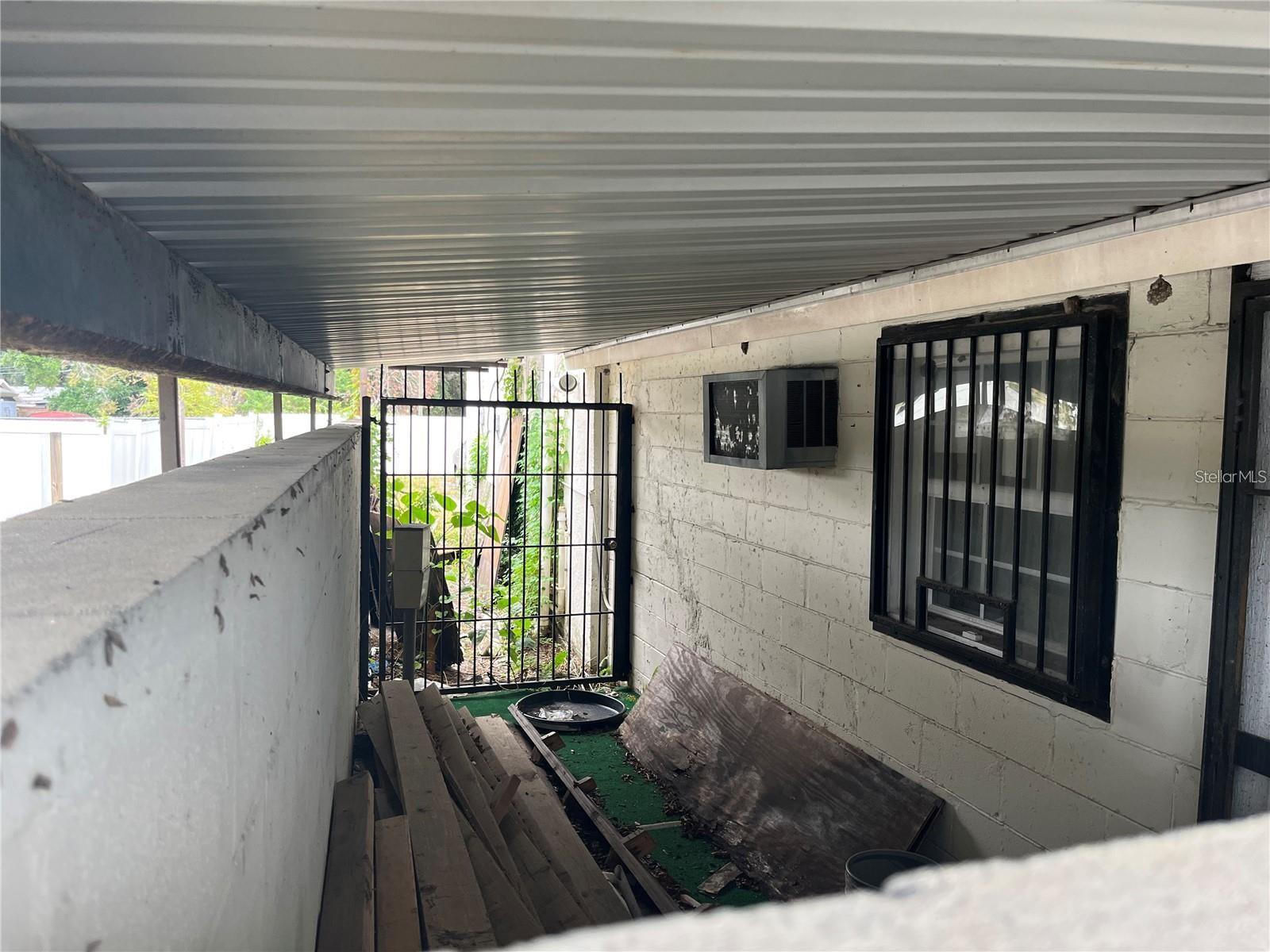 ALTAMIRA HEIGHTS - Commercial Sale