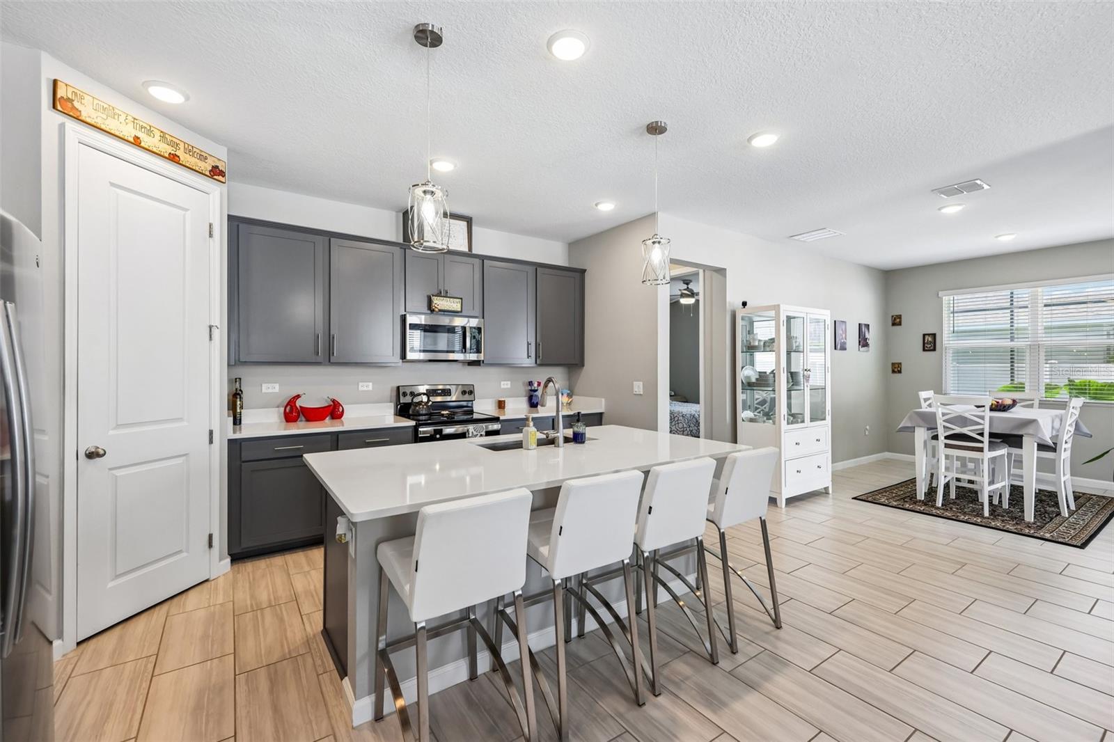 SEASONS/PK HILL - Residential