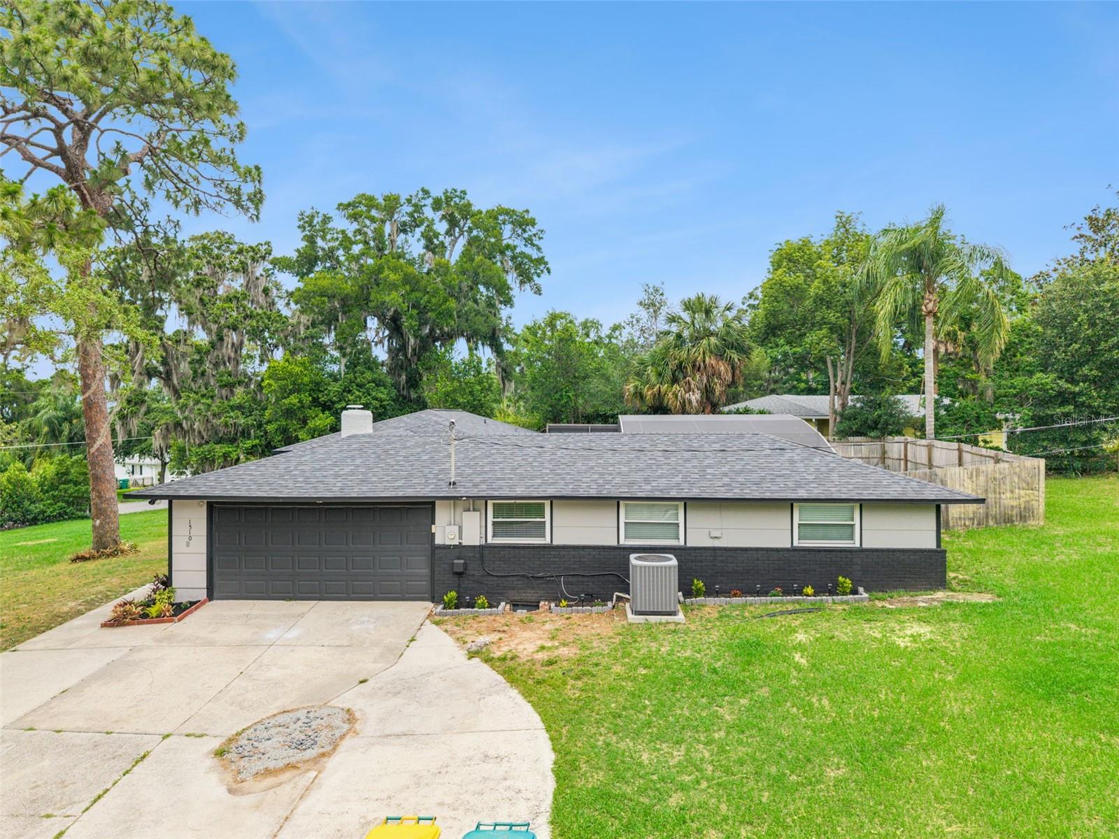 MOUNT DORA PINE CREST UNREC - Residential