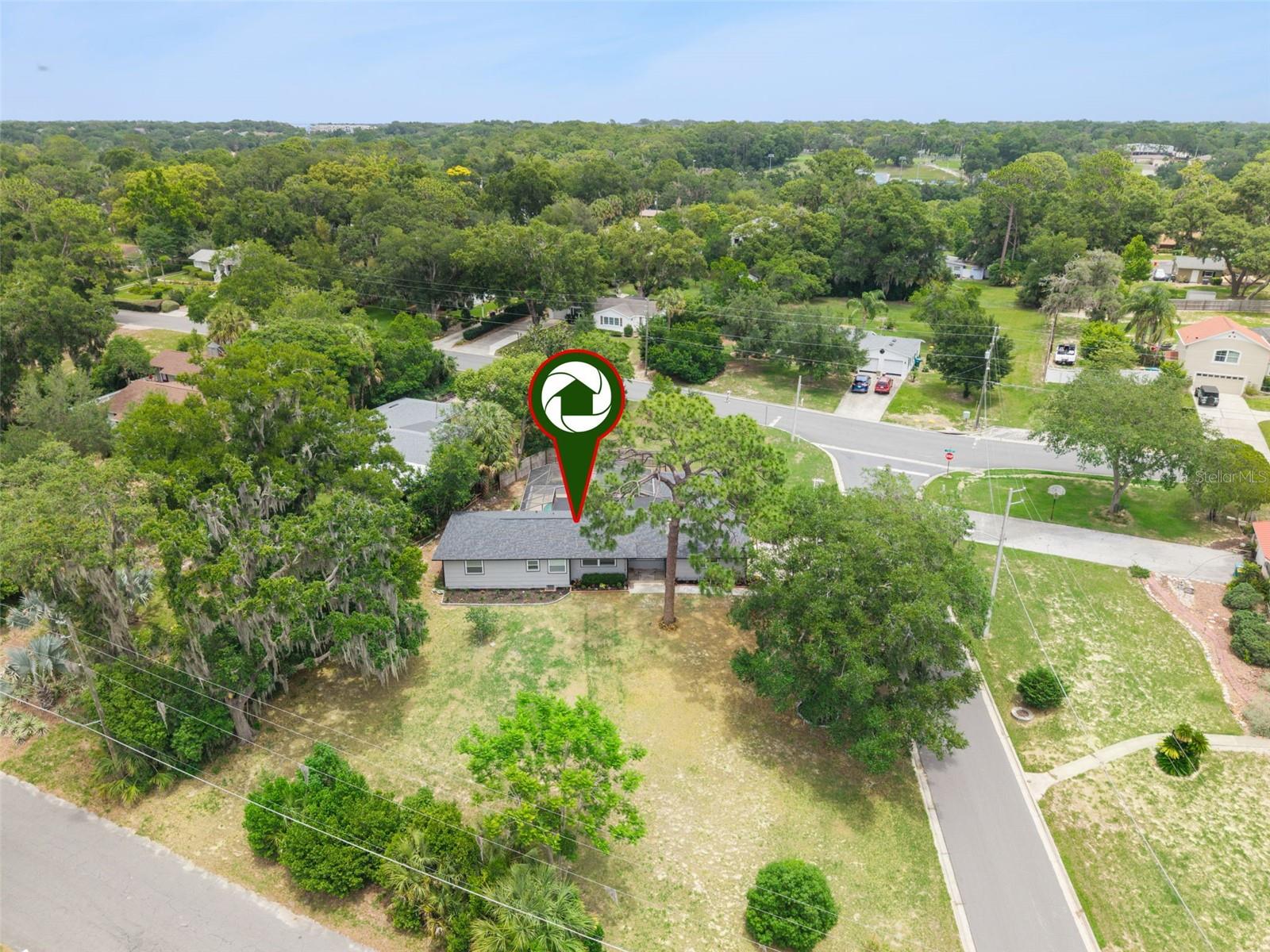MOUNT DORA PINE CREST UNREC - Residential