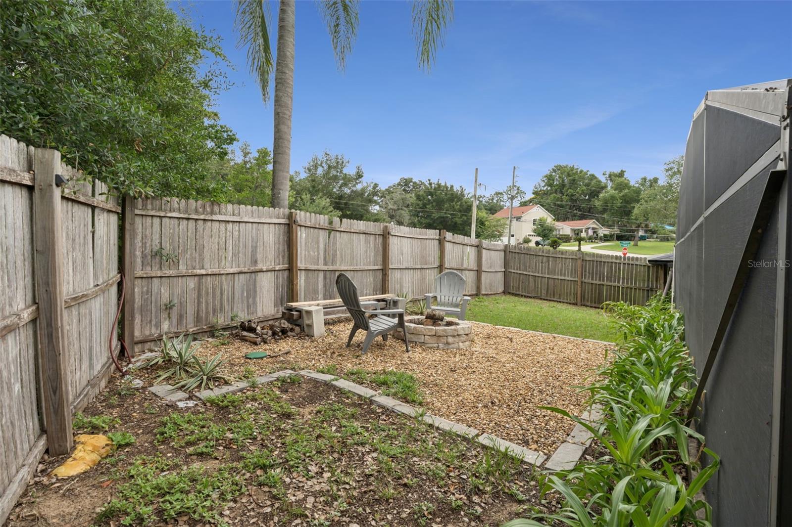 MOUNT DORA PINE CREST UNREC - Residential