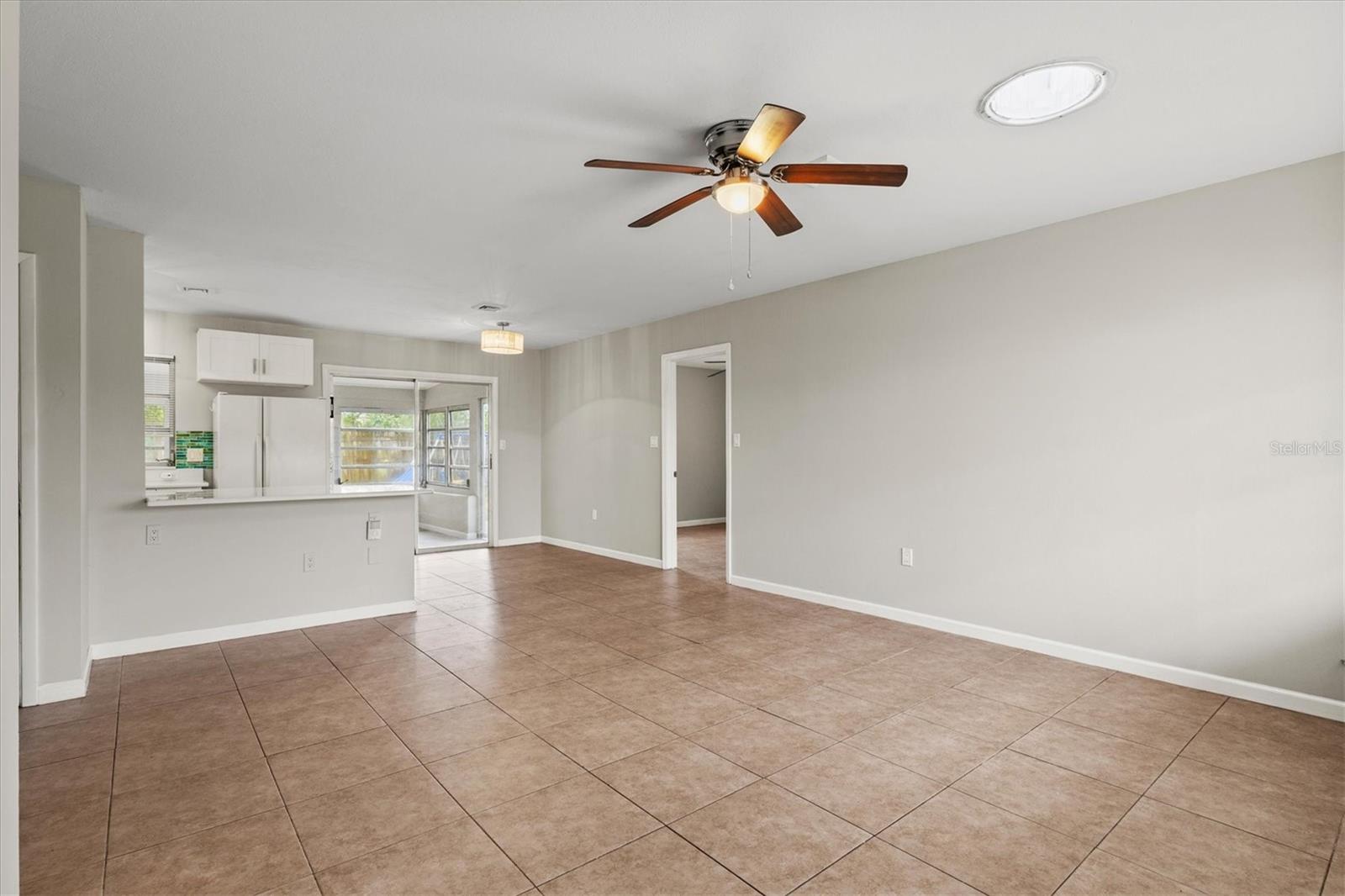 WARM MINERAL SPRINGS UNIT 83 84 AND 87 REPLAT - Residential