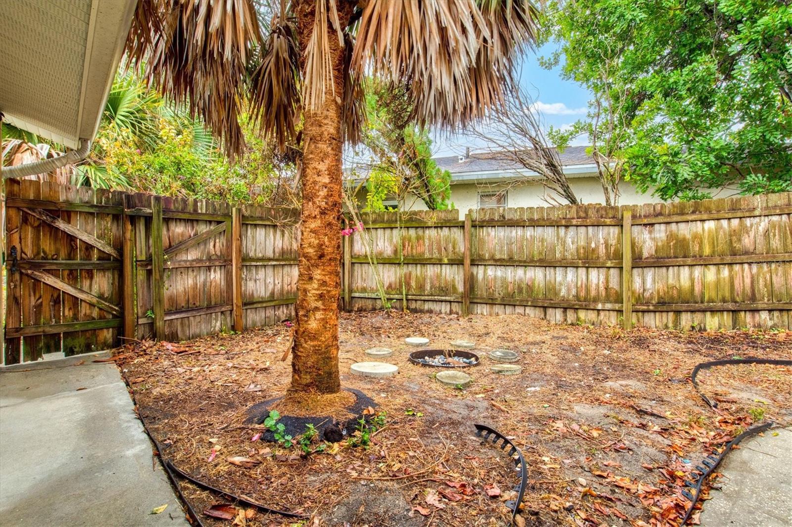 WARM MINERAL SPRINGS UNIT 83 84 AND 87 REPLAT - Residential