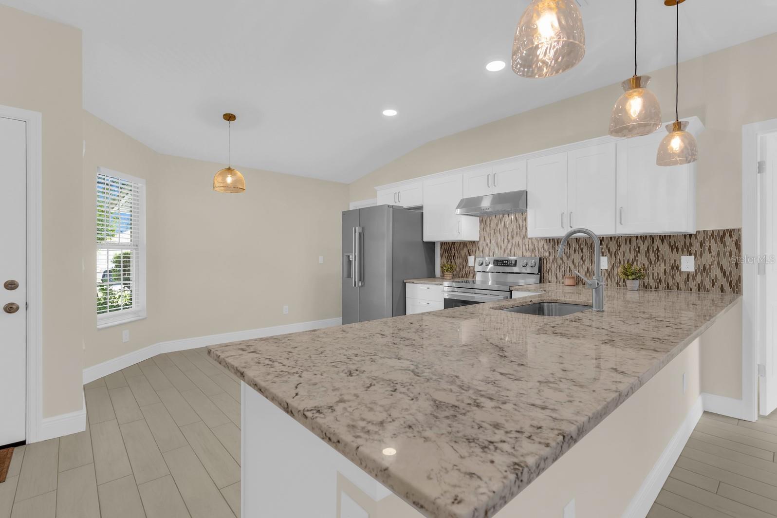 HOLDEN RIDGE - Residential
