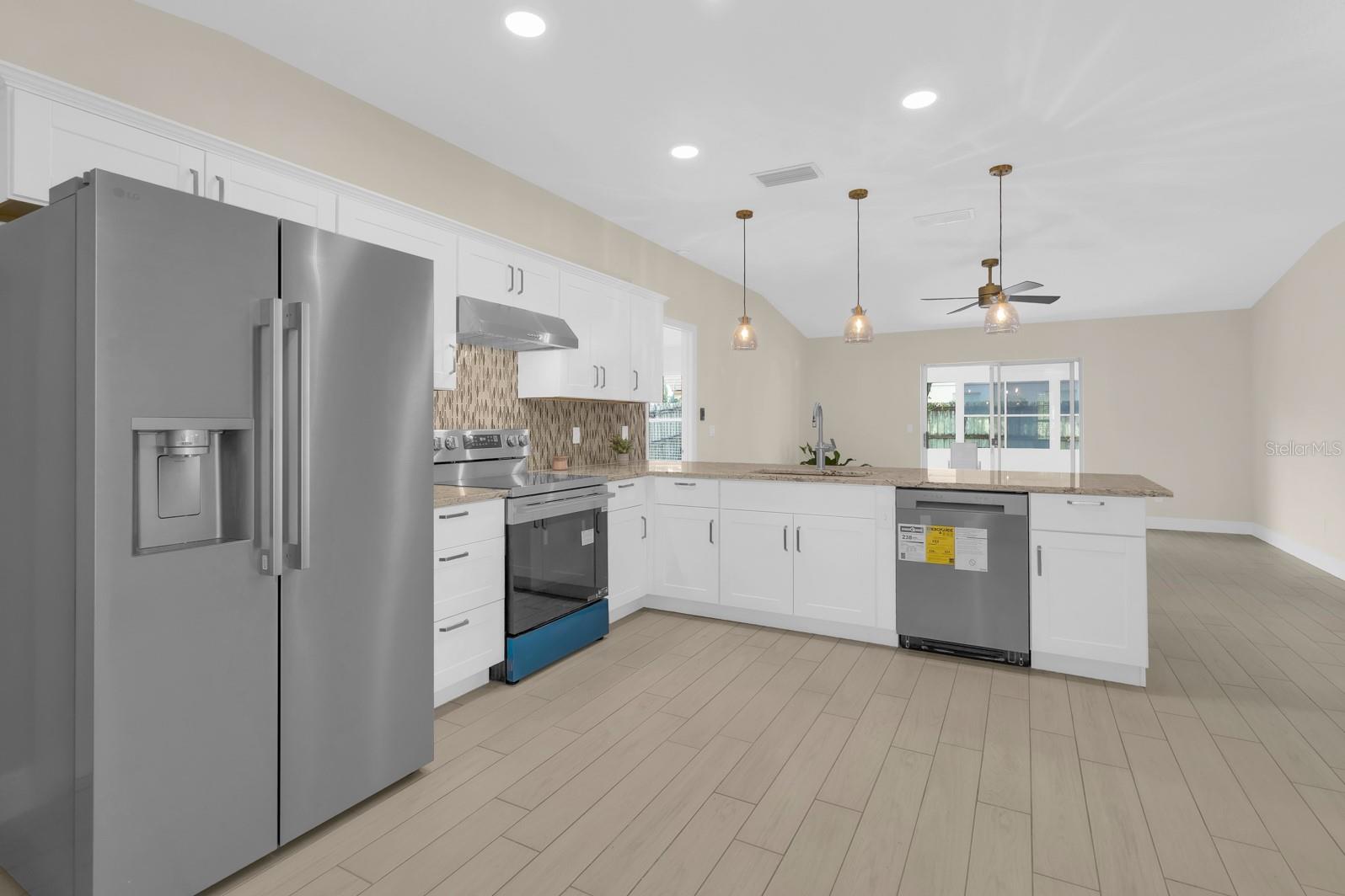 HOLDEN RIDGE - Residential