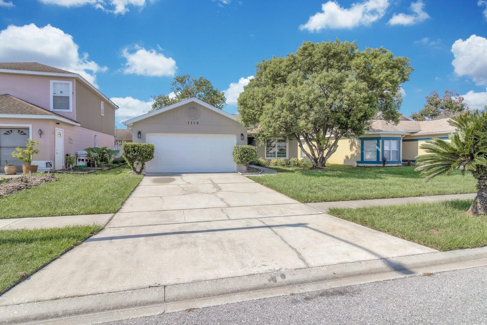 HOLDEN RIDGE - Residential