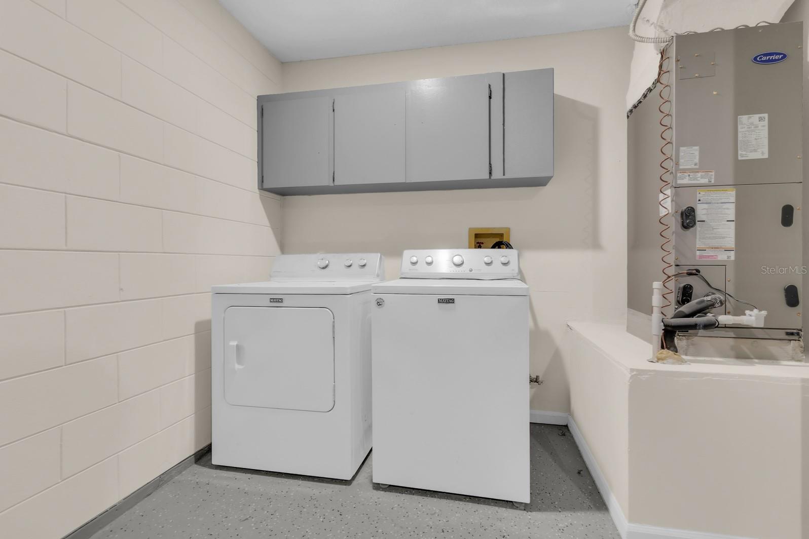 HOLDEN RIDGE - Residential