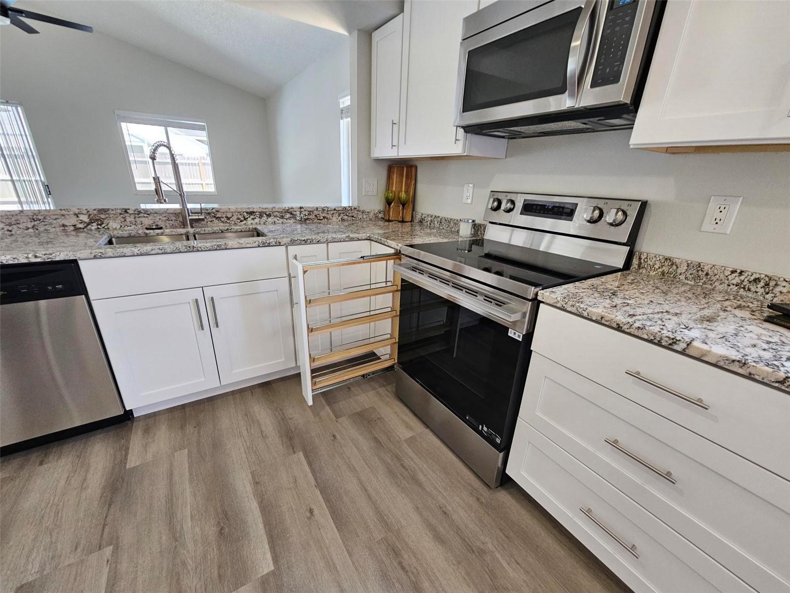 MEADOWGLEN - Residential