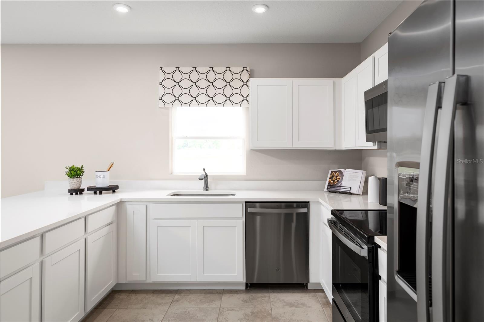 HILLWOOD PRESERVE - Residential