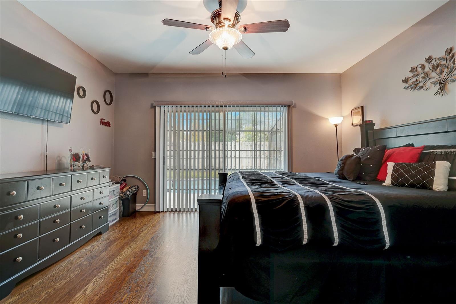 LAKES OF ALOMA - Residential