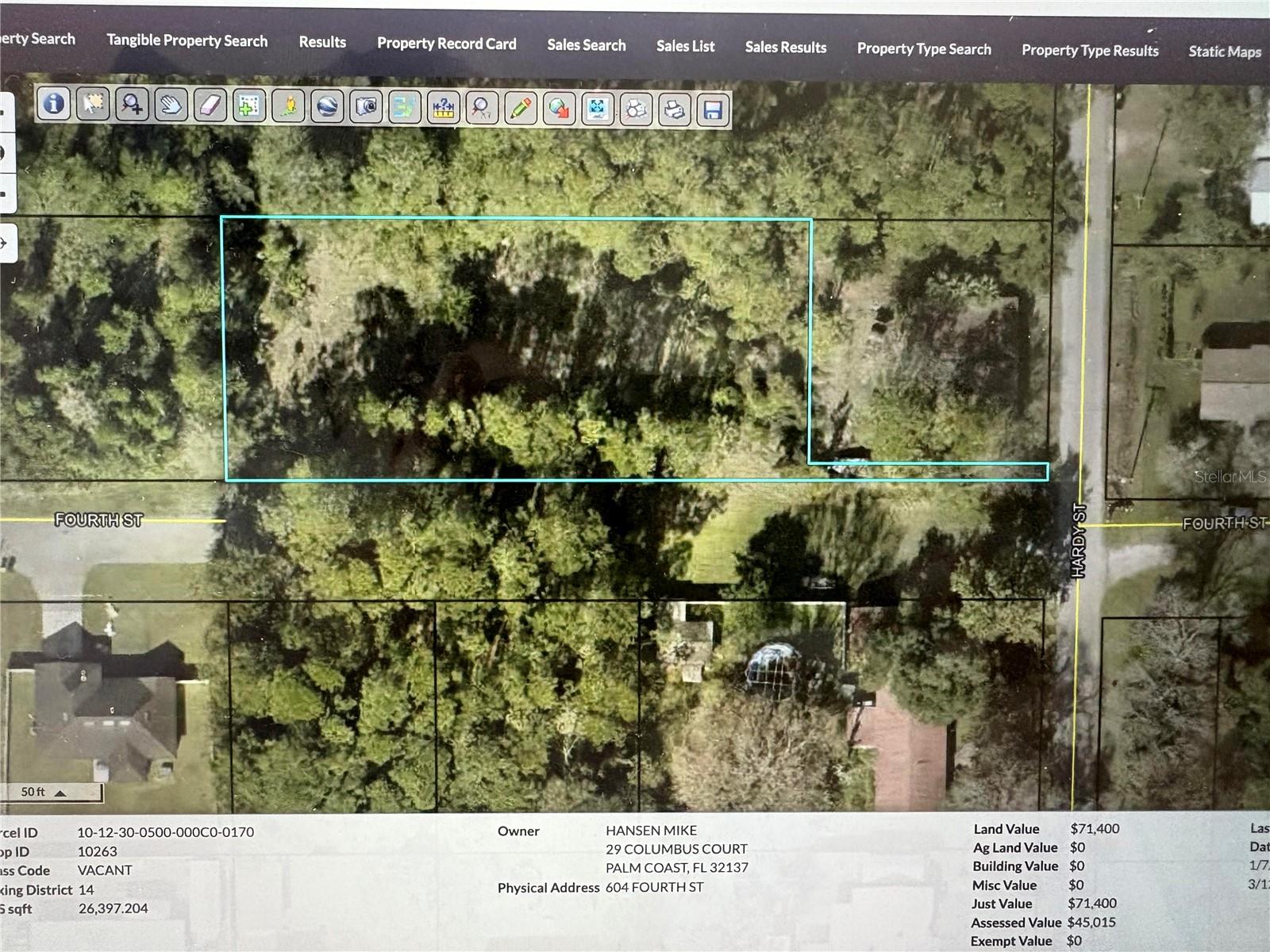 Two and a half lots in the city limits of Bunnell.  build a house, storage garage for the toys.  Rare opportunity to buy two lots side by side in Bunnell.  Owner is a licensed realtor