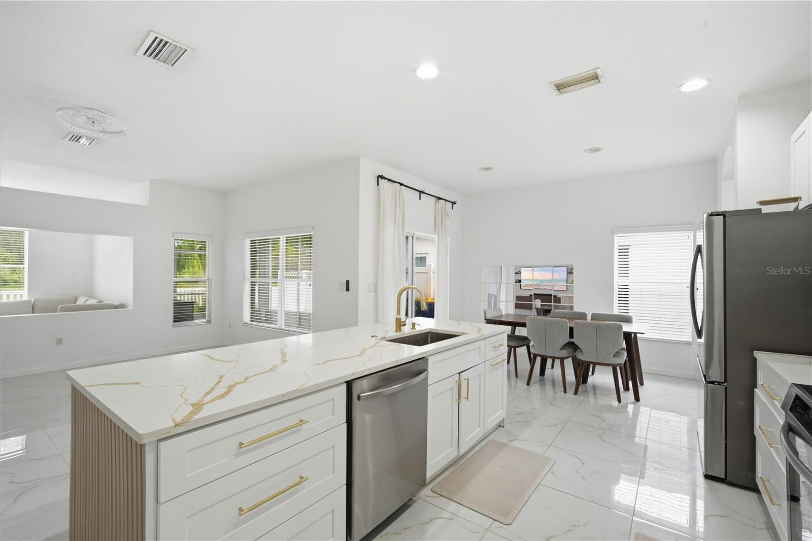 ASBEL CRK PH 2 - Residential Lease