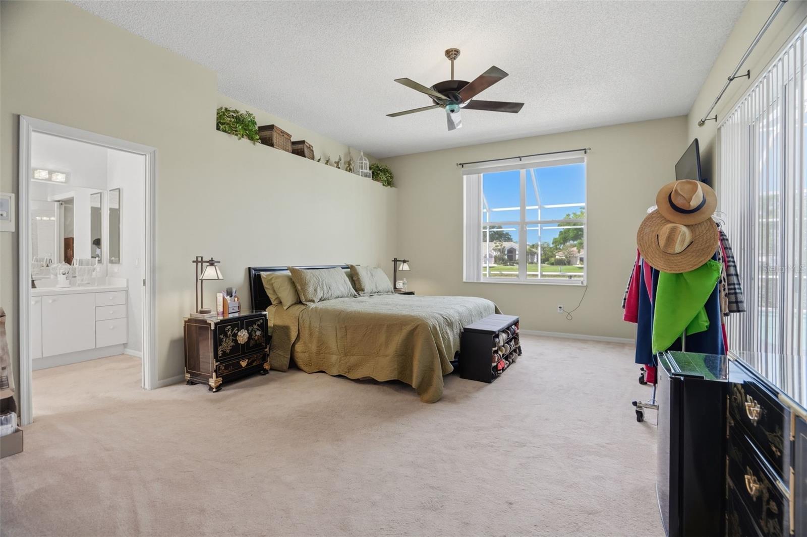 CRESCENT OAKS - Residential